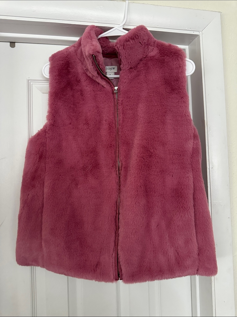 J. Crew women’s Rose Pink Faux Fur Zip Vest